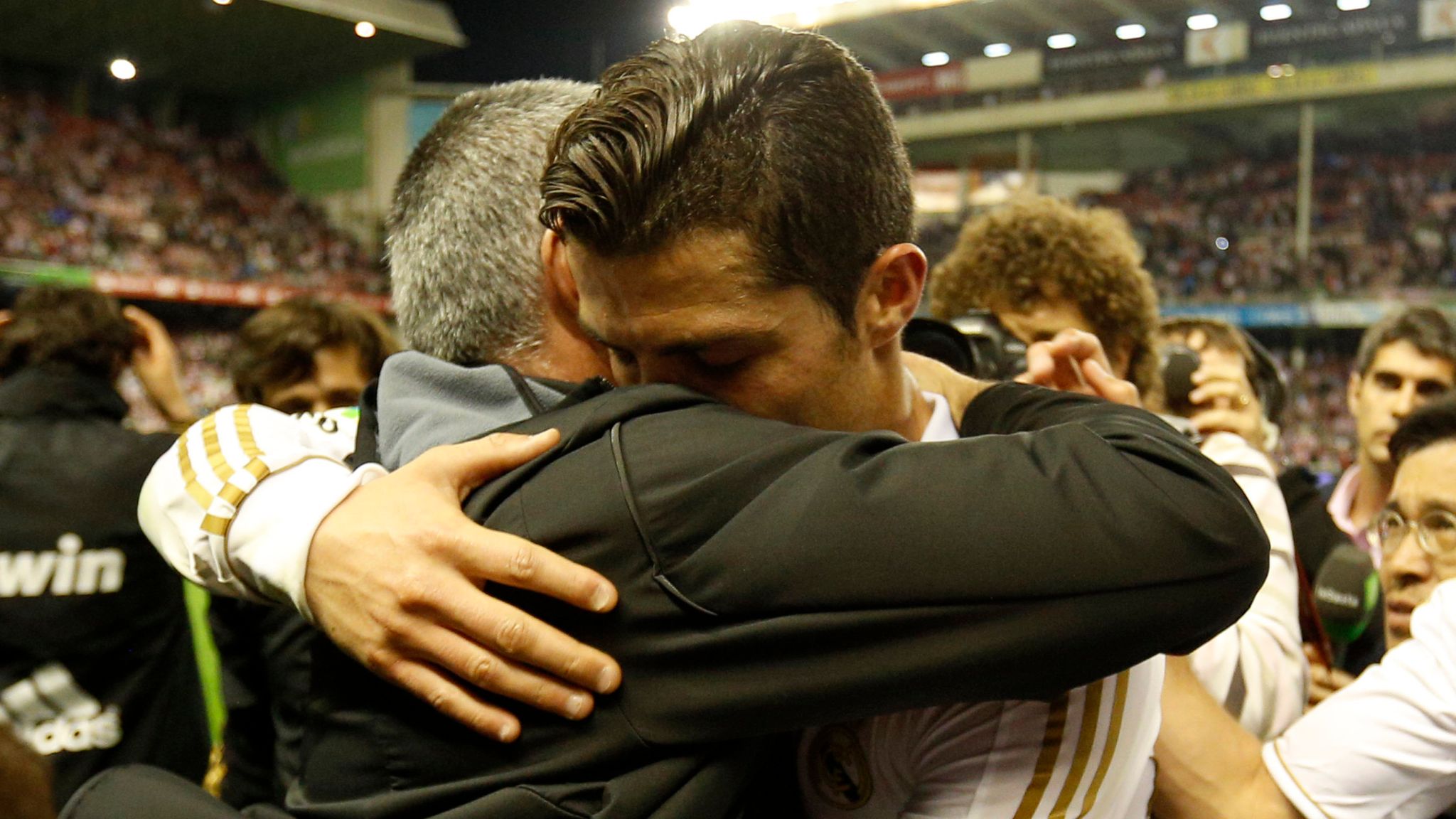 Jose Mourinho Ajukan Permintaan  ke Fenerbahce, Ingin Rekrut  Cristiano Ronaldo